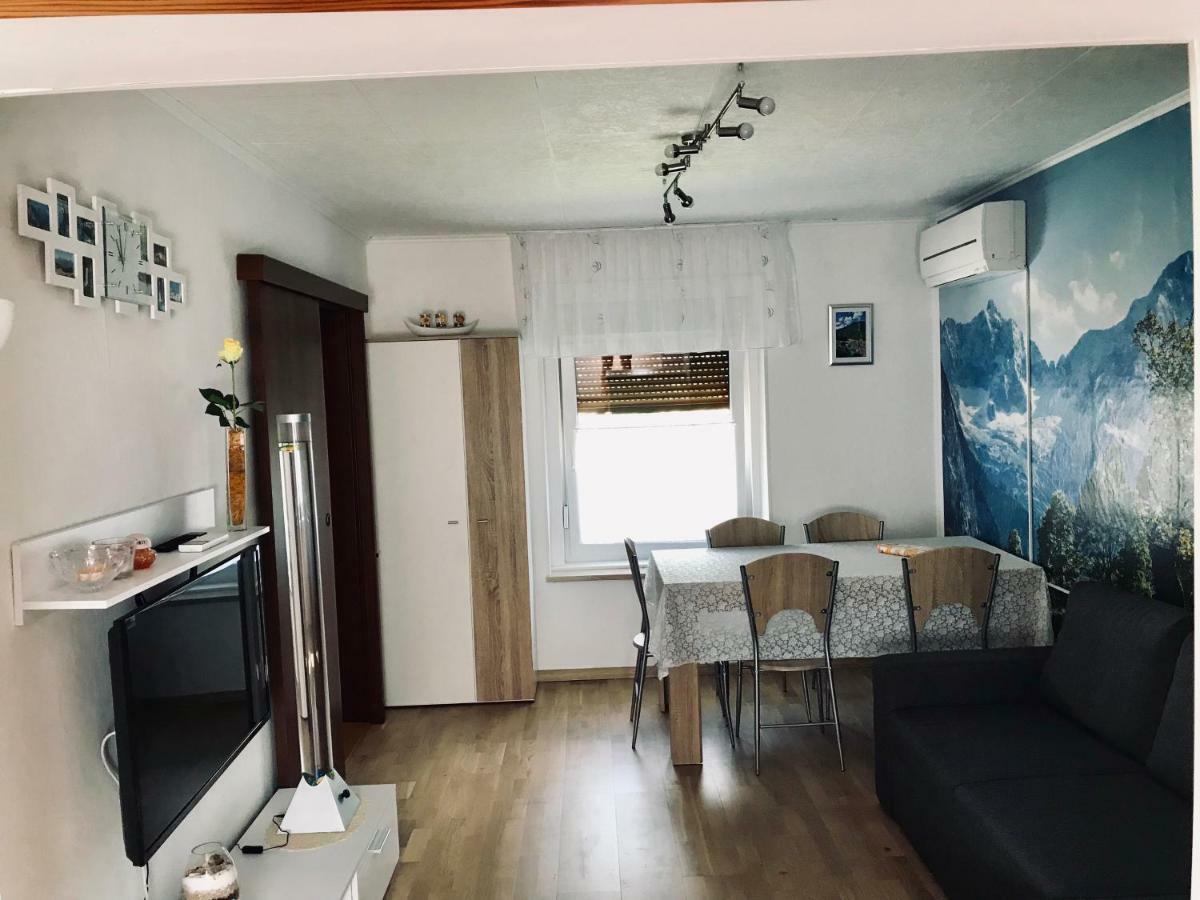 Apartma Evi Zaga Dış mekan fotoğraf