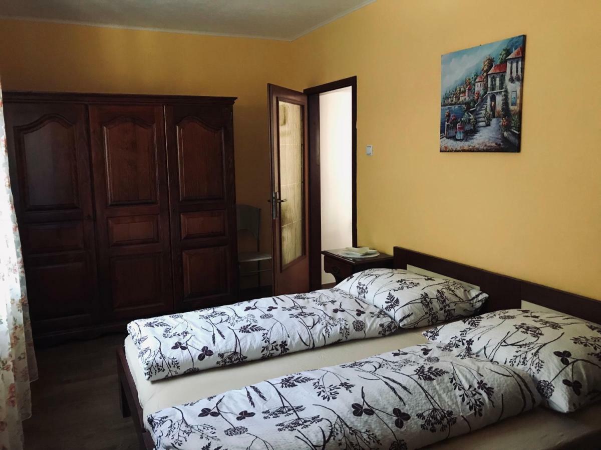 Apartma Evi Zaga Dış mekan fotoğraf